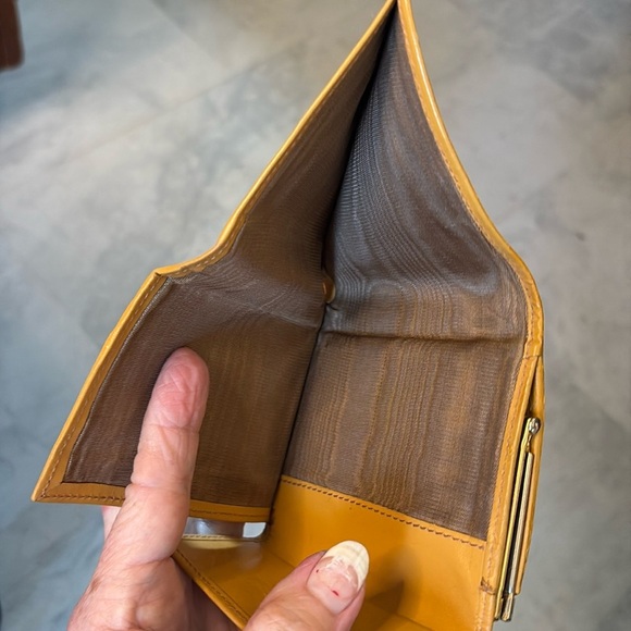 Celine  wallet  compact  Kisslock Macadam coated canvas/leather  brown & tan - Picture 17 of 17